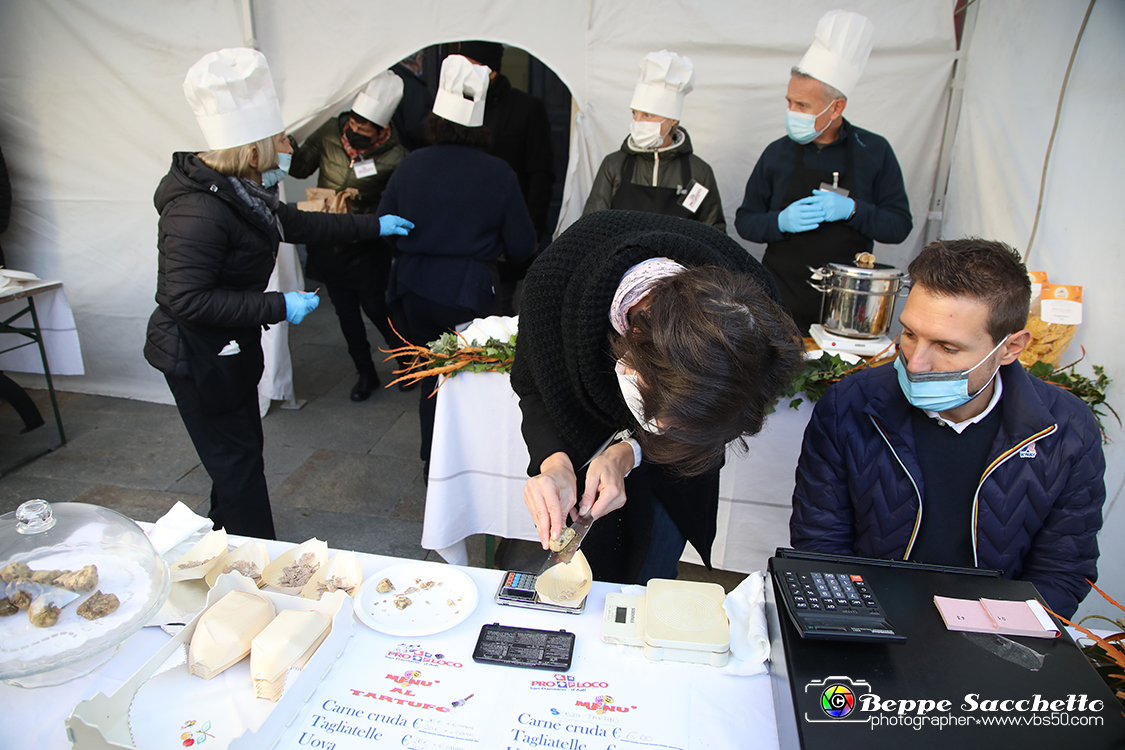 VBS_6154 - 10.ma Fiera Nazionale del Tartufo e Fiera dei Santi.jpg
